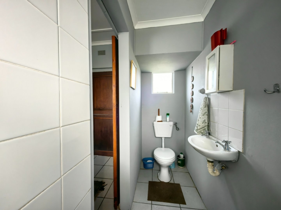 3 Bedroom Property for Sale in Fraaiuitsig Western Cape